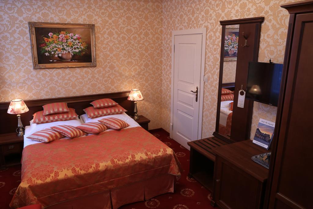 Hotel Kopernik Ciechocinek Zimmer foto